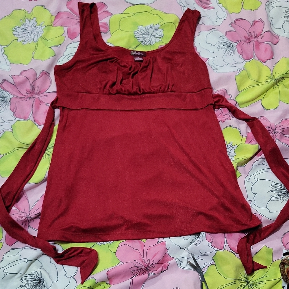 Chic Sleeveless Red Tank Top